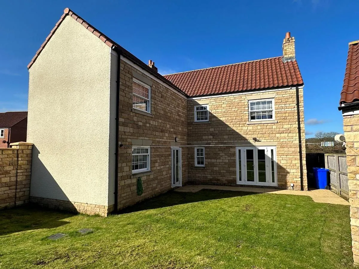 High Mill House Villa Scarborough 0*,  United Kingdom